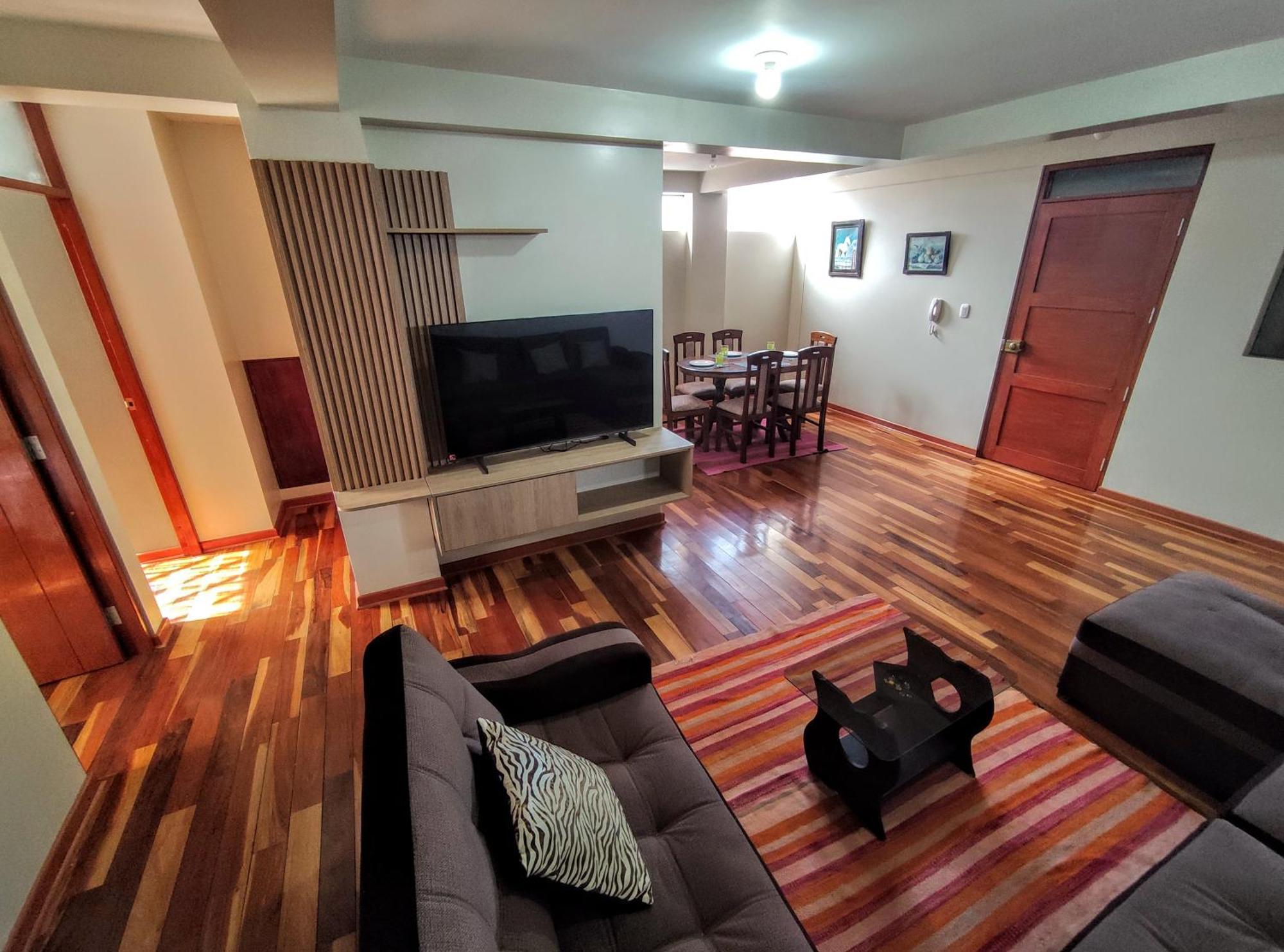 Zisary's House
