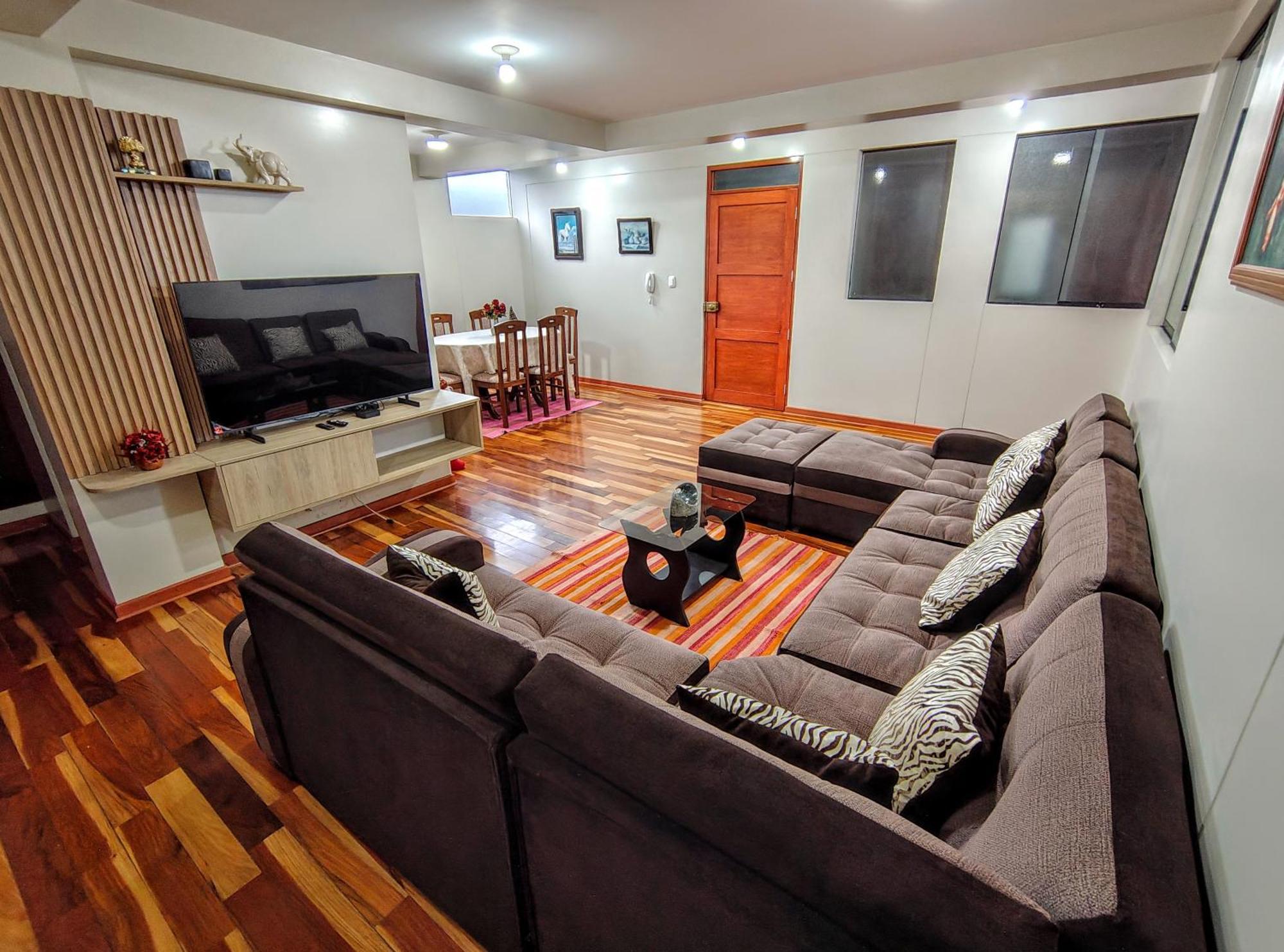 Zisary's House